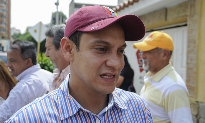 Pablo Álvarez: MUD evalúa posible restructuración