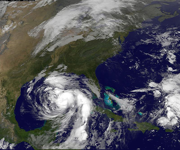 Nate se degrada a tormenta tropical tras tocar la costa sur de los Estados Unidos