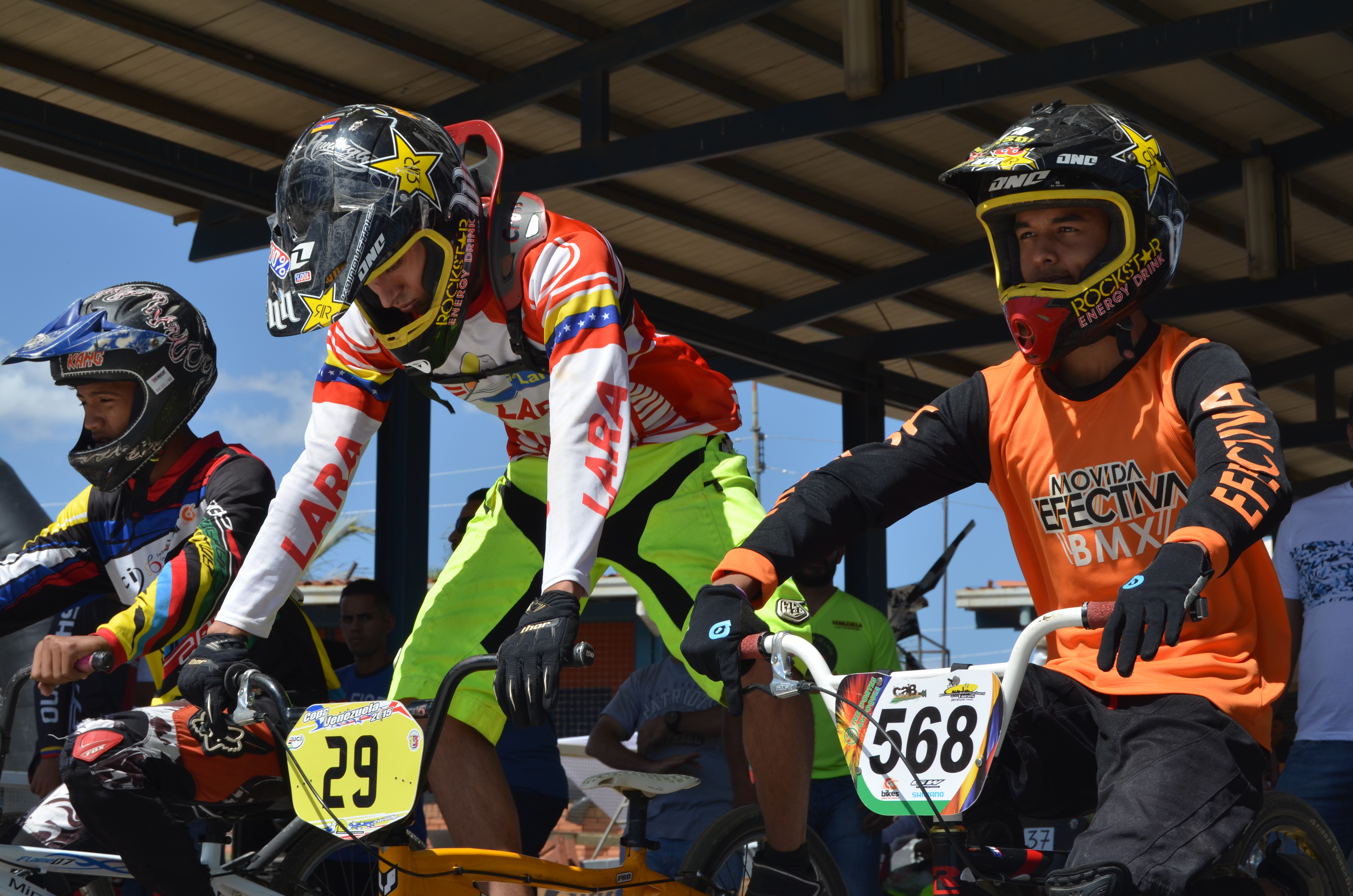 Gran Carrera Navideña de BMX Bicicross se activó en Barquisimeto
