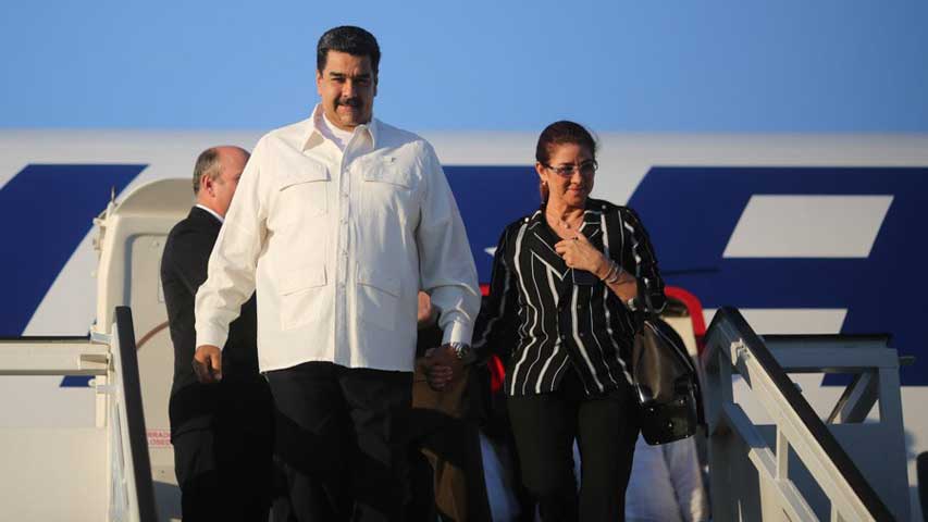 Maduro regresa a Venezuela tras celebrar en Cuba los 13 años de la Alba