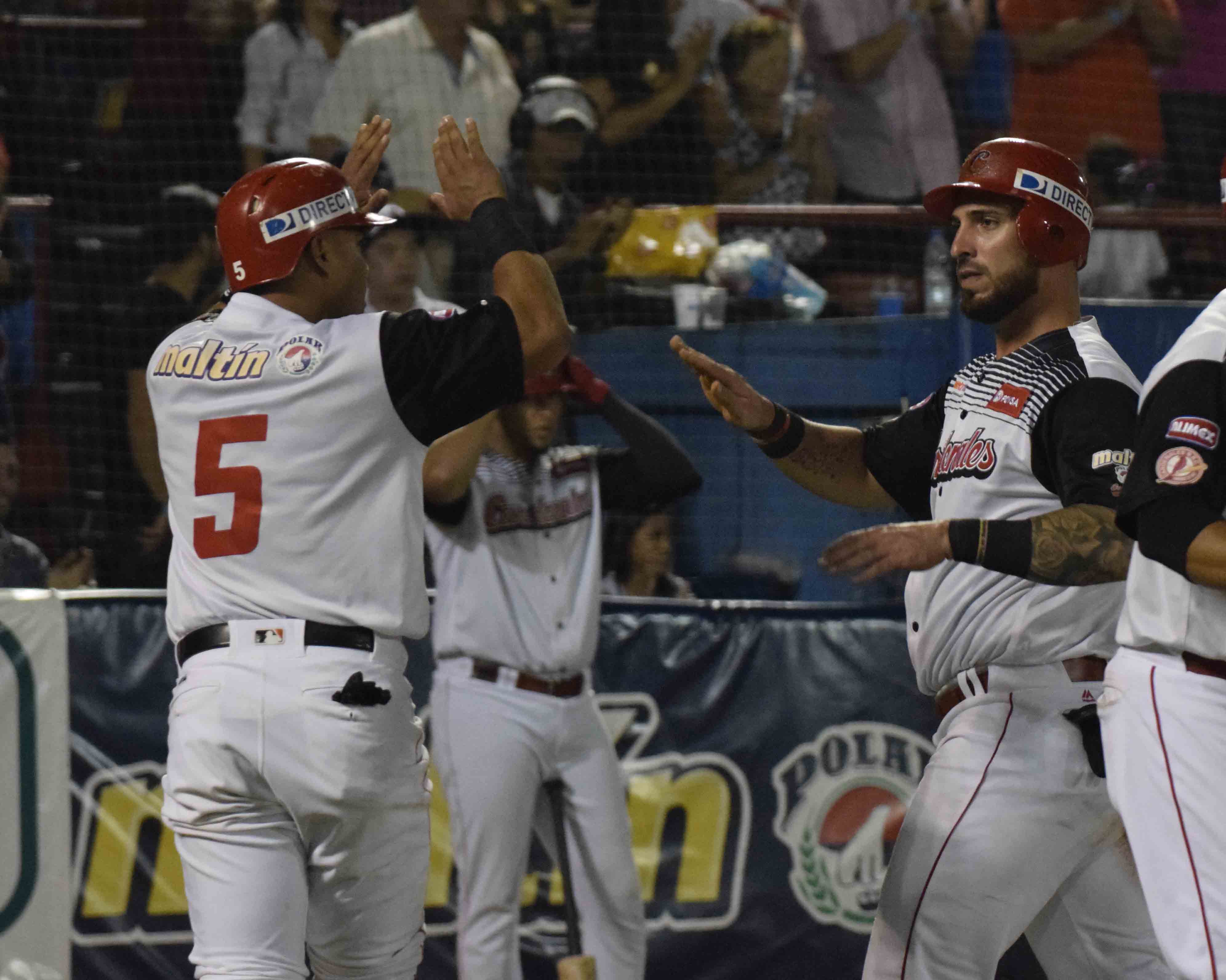 Cardenales voló alto en Barquisimeto para derrotar a Magallanes