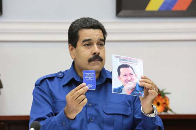 Venezolanos participan en consulta para el Plan de la Patria Venezolanos participan en consulta para el Plan de la Patria