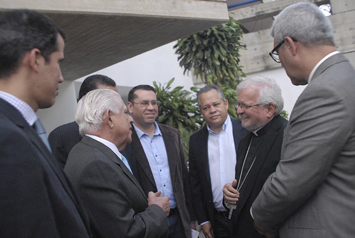 CEV: Elecciones son esenciales para un cambio de rumbo del país