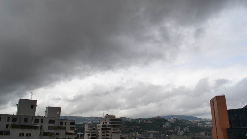 Nubosidad parcial sin lluvias prevalecerá este sábado en gran parte del país