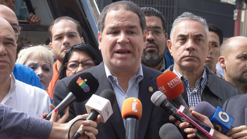 Florido: Crisis en Venezuela se convierte en un problema para la región
