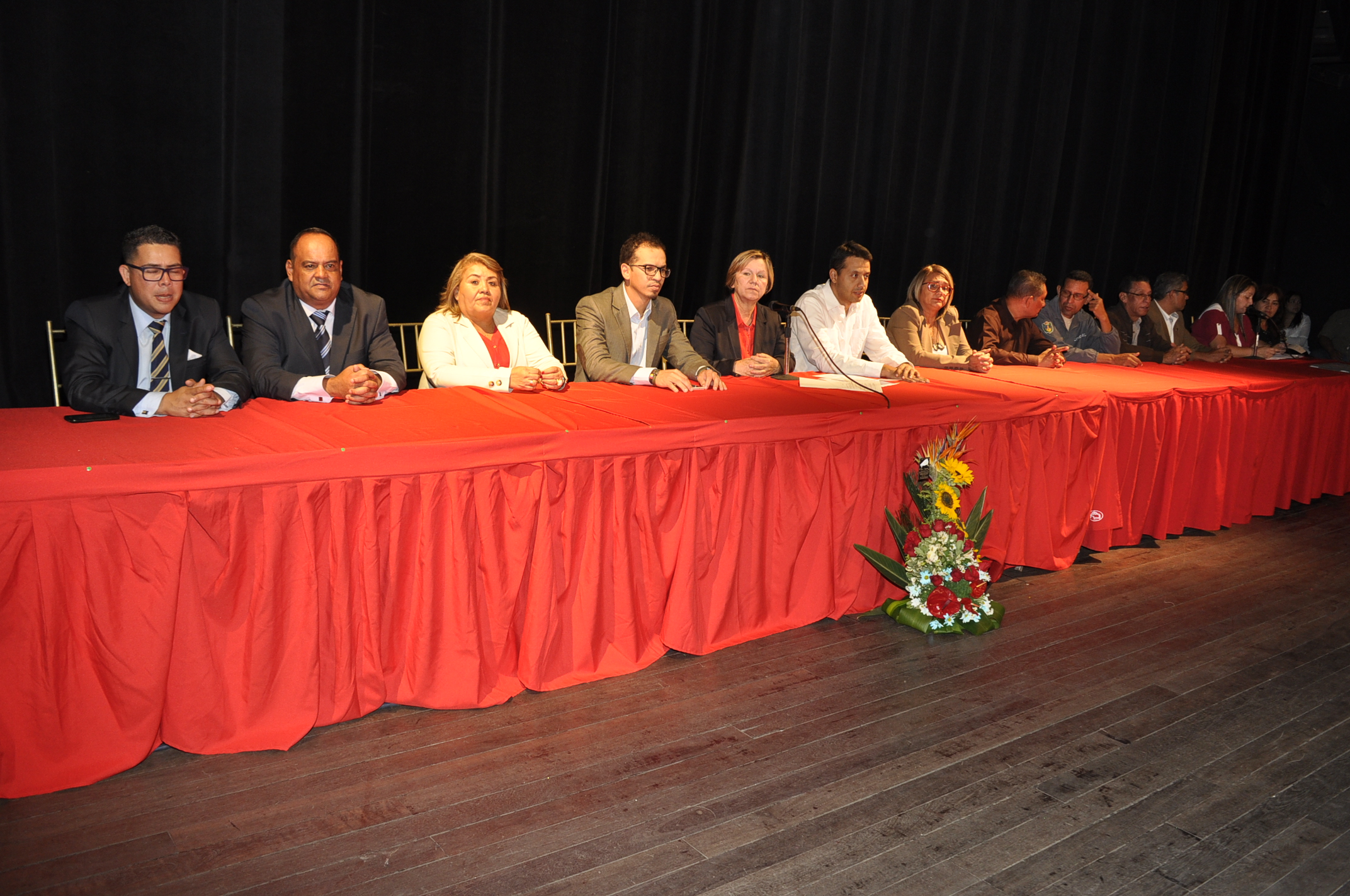 Concejales de Iribarren rindieron homenaje a “Memin Hernandez”