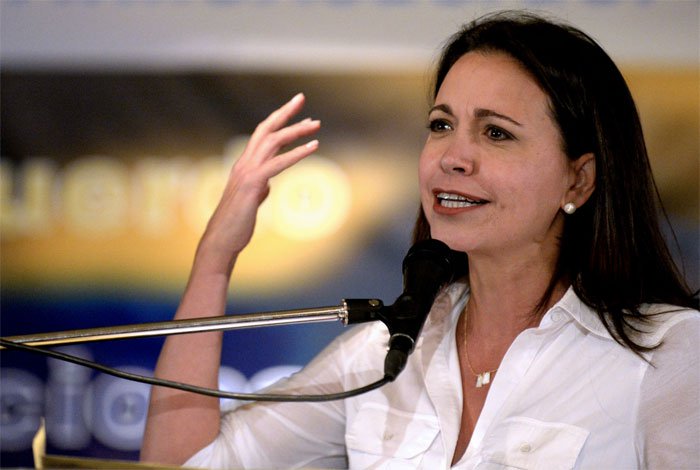 Maria Corina Machado pide a Henri Falcón no engañar a los venezolanos 