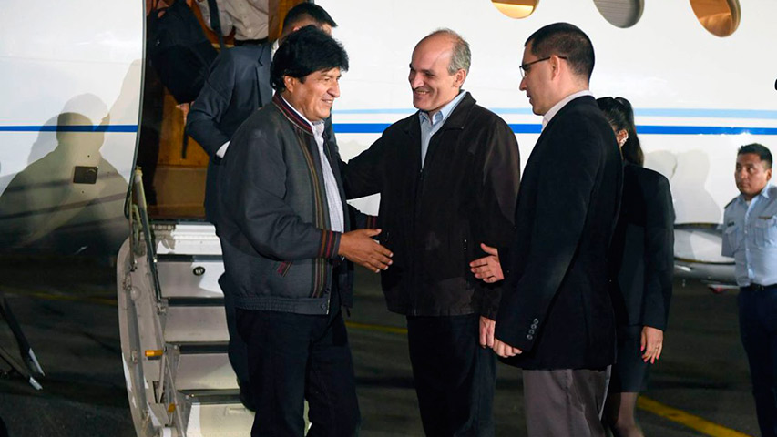 Evo Morales llegó a Venezuela para participar en la XV Cumbre del Alba