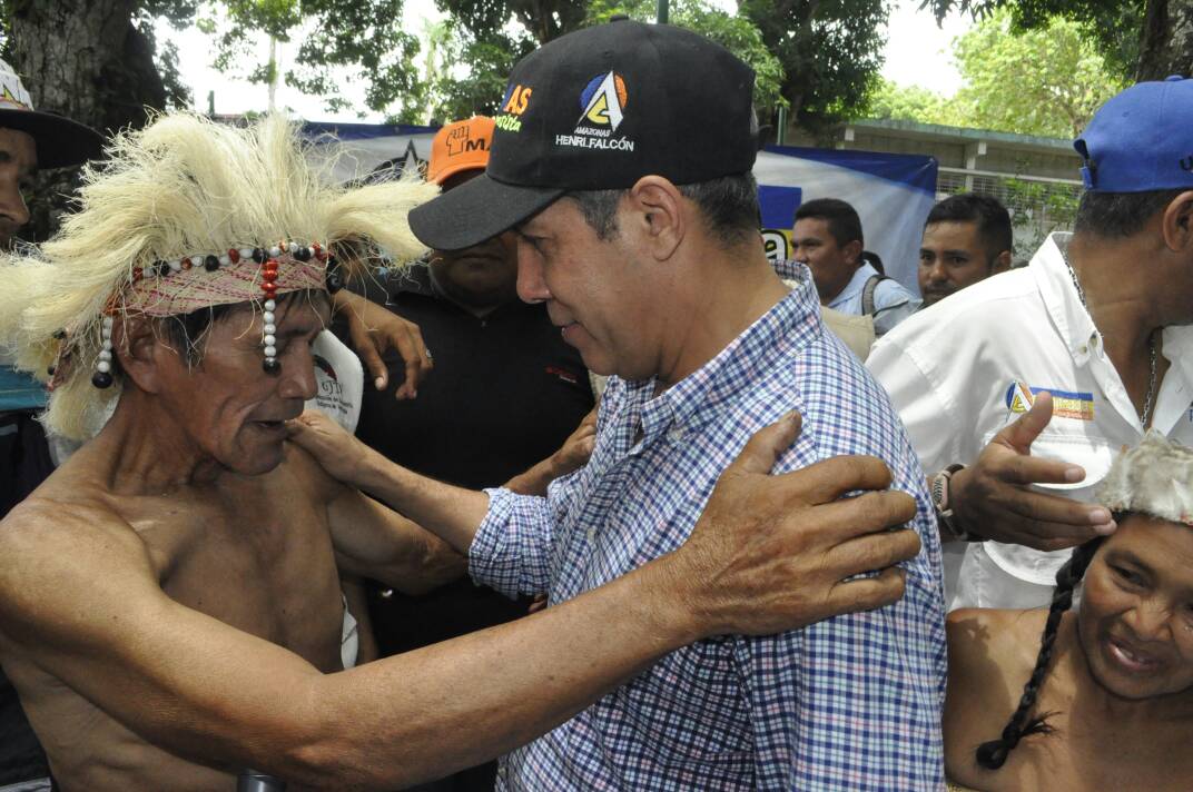 Henri Falcón: Pueblos indígenas están abandonados y votarán para sacar a Maduro
