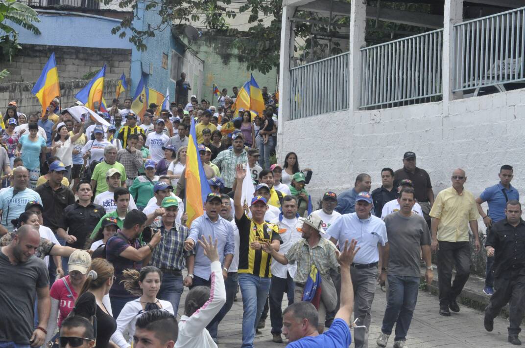 Henri Falcón: Quienes promueven la abstención están llamando a votar por Maduro