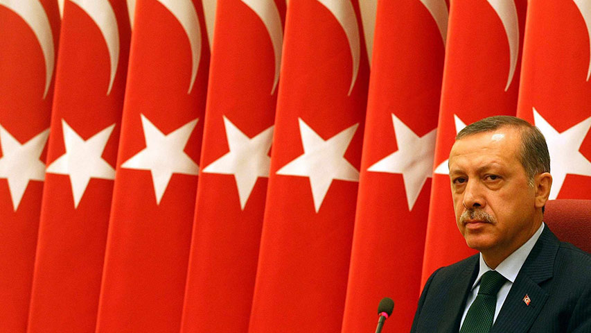 Turquía considera “apropiado” el bombardeo de Siria por parte de EEUU