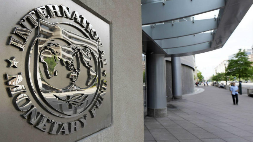 FMI prevé contracción económica venezolana de 15 % en 2018