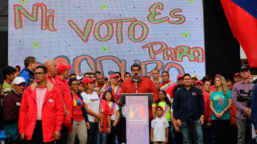 Presidente Maduro afirma que Banesco se estaba llevando el dinero del país