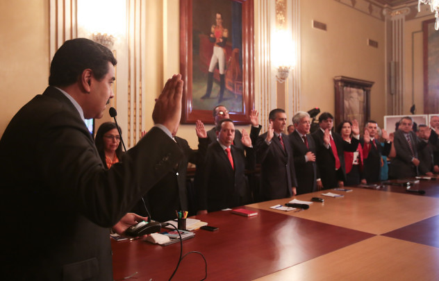 Resultado de imagen para JuramentaciÃ³n Maduro nuevos ministros