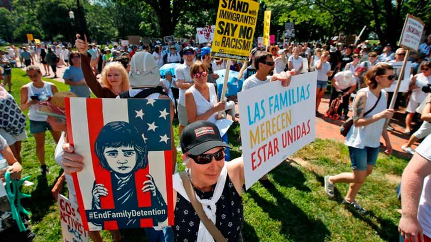 Miles de personas exigen en Washington reunir a las familias de inmigrantes
