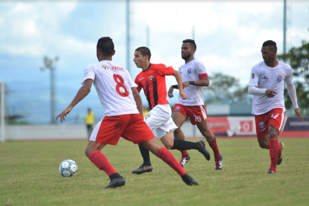 Los juveniles Sub-16 vieron su debut con el equipo de primera división en la Copa Venezuela