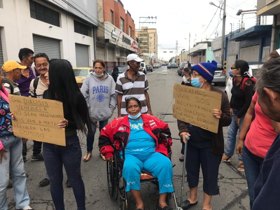 Pacientes renales protestan en Barquisimeto / Archivo Web