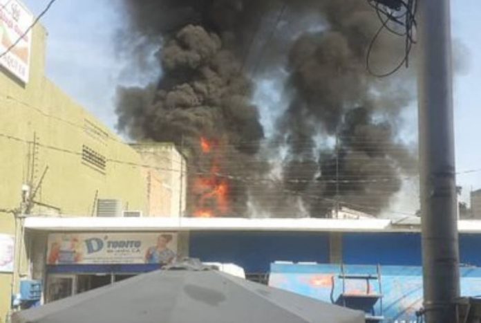 Incendio en el centro de Barquisimeto