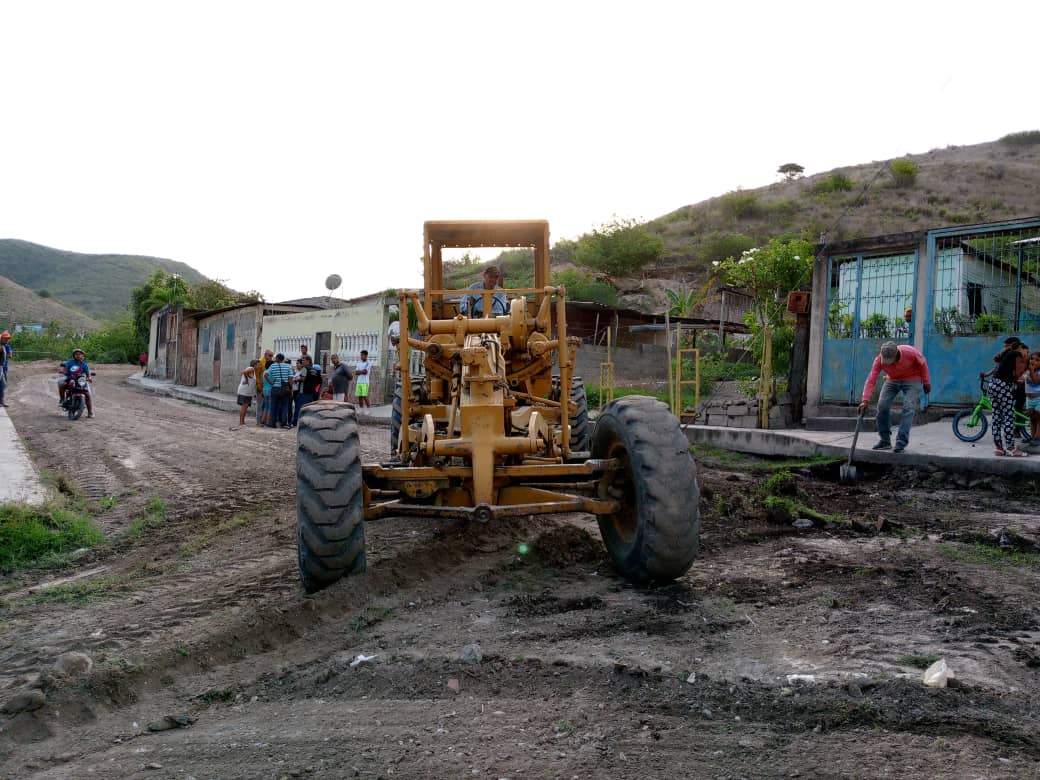 Recuperados 3.770 metros de vialidad en el sector Las Clavellinas Sur de Barquisimeto